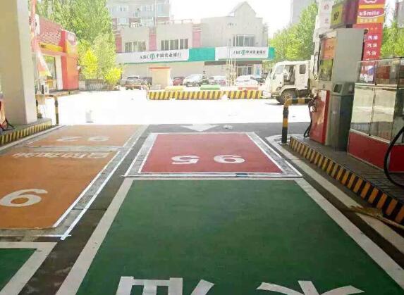 加油站車位劃線有沒有什么更好的設計方案？