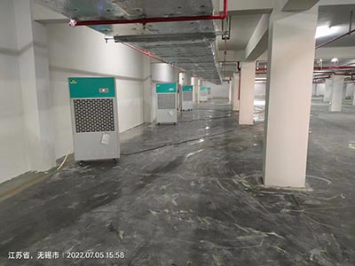 無(wú)錫停車場(chǎng)劃線,無(wú)錫車庫(kù)劃線找飛揚(yáng)市政（施工現(xiàn)場(chǎng)圖）